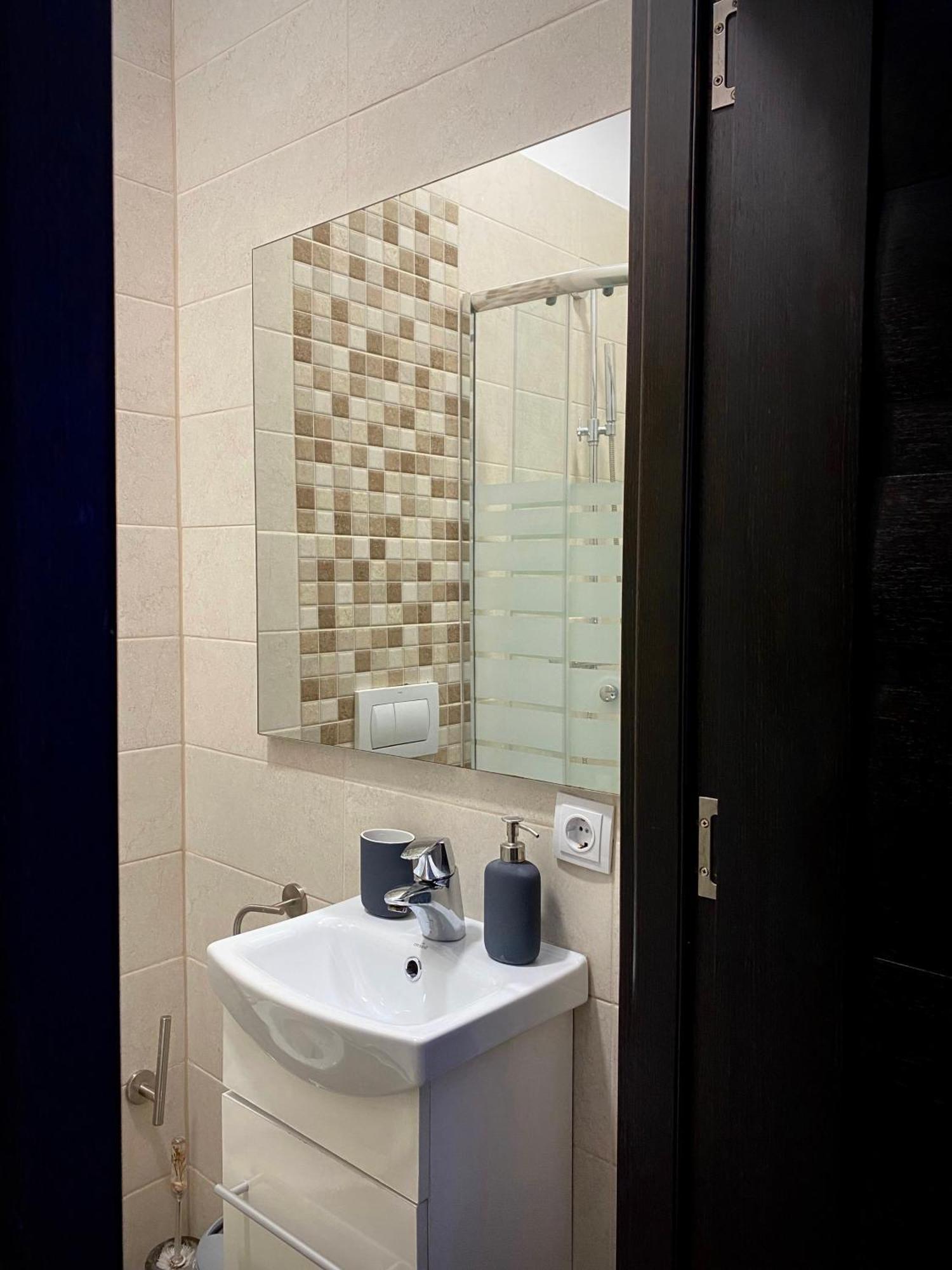 Ada'S Luxury Apartament&Studio - Old City Braşov Exteriör bild